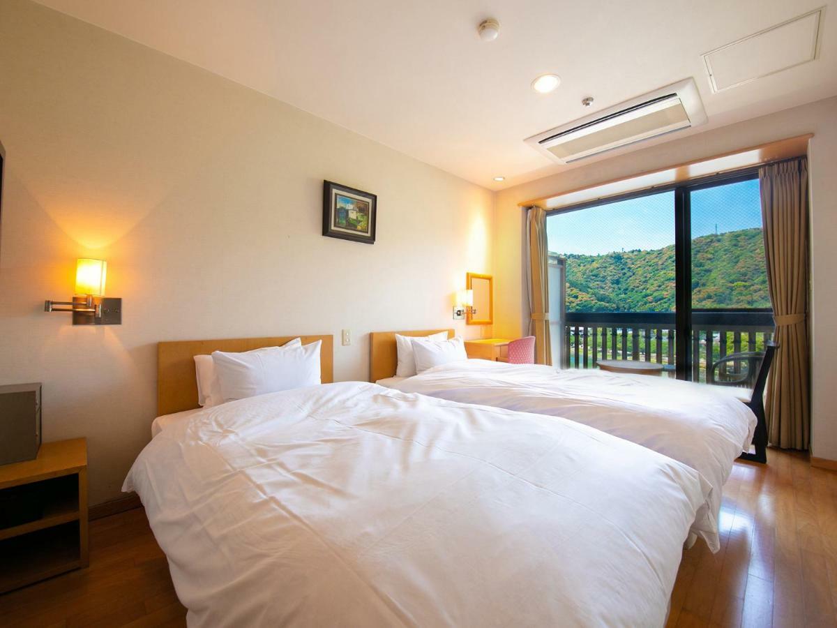 Iwakuni Kokusai Kanko Hotel Esterno foto